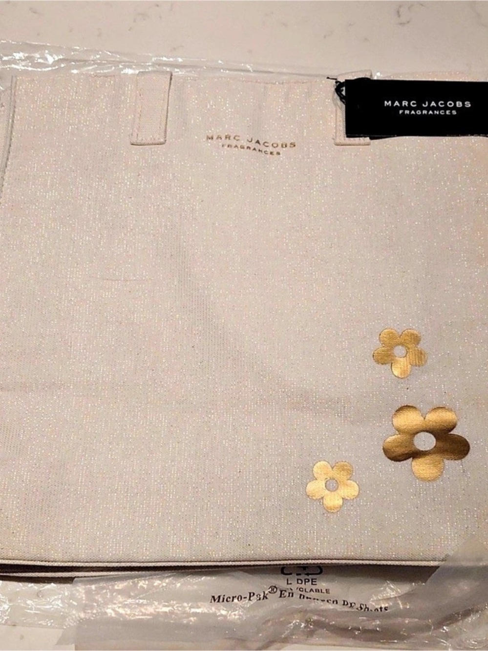 Marc Jacobs✨🤍💛🌼Floral Applique Tote in Cream NWT